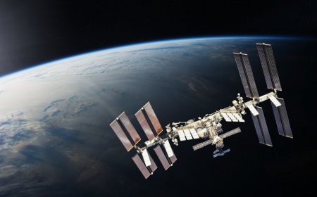 Red Hat blasts RHEL 10.1 into orbit aboard Voyager's micro datacenter