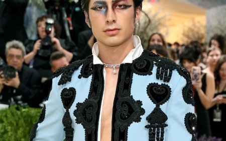 Hudson Williams' Makeup Artist Responds to Haters of Met Gala Look