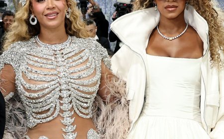 Beyoncé Had Emotional Moment With Daughter Blue Ivy Inside Met Gala