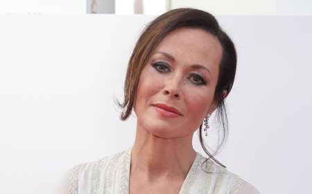 'I don't have a pot to p**s in now... but I'm the happiest I've been': Casualty star Amanda Mealing blames cocaine-fuelled crash on bitter divorce from her husband of three decades