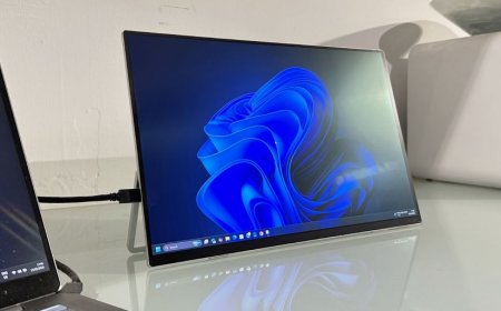 Acer ProDesigner PE160WUT review: A high-res, high-refresh OLED portable monitor let down by its anti-glare display