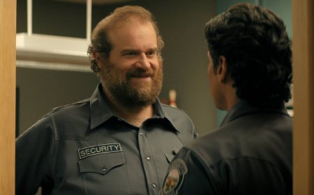 Netflix's New 8-Part Series That's 'Stranger Things For Adults' Is The Perfect Weekend Binge