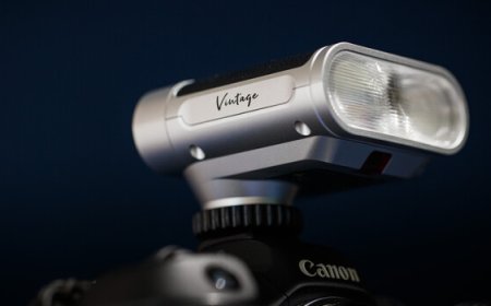 We Review the Viltrox Vintage Z1 Pro Retro Style On-Camera Flash