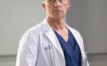 Grey’s Anatomy Kevin McKidd Says Owen Hunt's Exit Was Almost Different