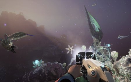 Subnautica 2 mod makes creatures killable, despite its devs' desire to convince players to "use non-violent and more creative solutions"