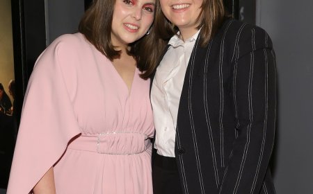 Beanie Feldstein Is Preganant, Expecting First Baby