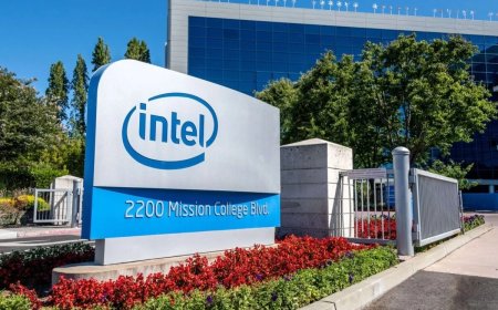 Intel (INTC) Stock Hits Record High as BofA Stays Skeptical on Apple Partnership