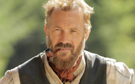 Kevin Costner's Failed Blockbuster Waterworld Is Streaming Now On Netflix