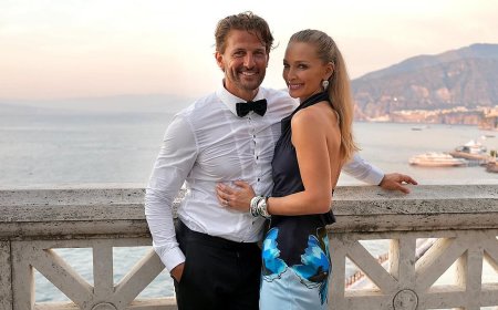 Bachelor star Tim Robards documents his confrontation with American tourist who hit his parked car: 'He's trying to do a runner'