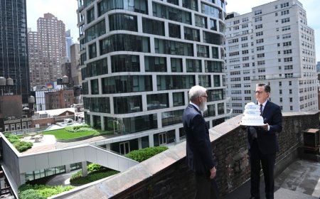 David Letterman Joins Stephen Colbert To Toss Furniture Off Roof, Bid CBS Farewell: “In The Words Of The Great Ed Murrow, Good Night And Good Luck, Motherf*ckers!”