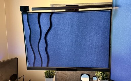 BenQ RD280UG review: A monitor that makes 3:2 displays cool again, and I love the built-in lighting