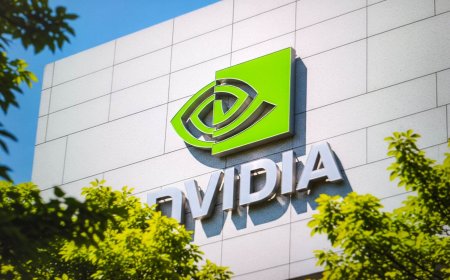 Nvidia (NVDA) Stock Gains 2.3% as U.S. Approves H200 Chip Sales to China — Wolfe Maintains Top Pick Status