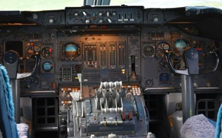 Feds unwittingly leak pilots' pre-crash conversation