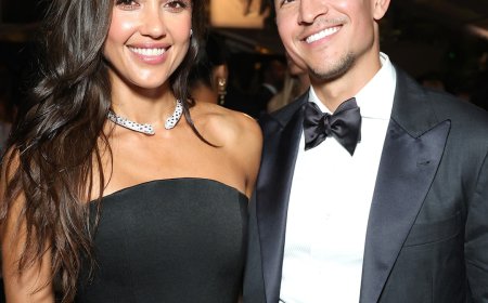 Jessica Alba & Danny Ramirez Enjoy Steamy Beach Date in Miami