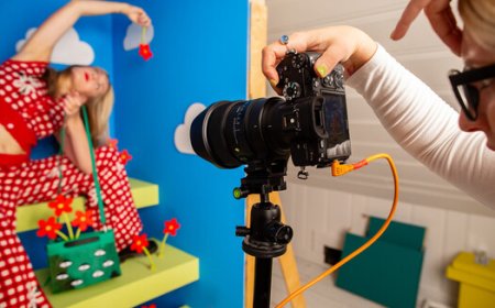 The Problem With Fisheye Portraits (And How the Sigma 15mm f/1.4 Fisheye Fixes It)