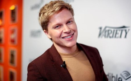 Join IndieWire’s ‘Screen Talk’ Podcast Live at Tribeca Festival with Ronan Farrow This June