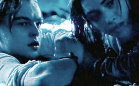 Titanic Survivor’s True Story Inspired Kate Winslet Door Scene in Film