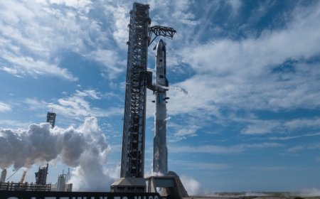 Once again, SpaceX has set a new record for the tallest rocket ever built
