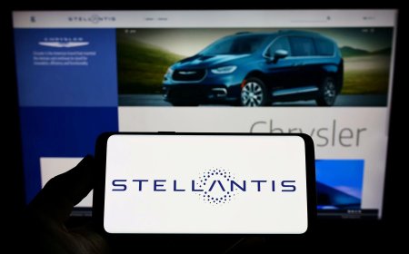 Stellantis (STLA) Stock: Dongfeng Partnership Fuels Peugeot and Jeep EV Expansion