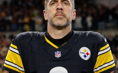 Aaron Rodgers Announces Retirement From NFL After 2026 Season