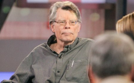 Stephen King Praises Netflix's "Remarkable" Adaptation Of 72-Year-Old Survival Novel