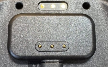 The Steam Controller’s “drop-in” charger almost started a fire for this owner