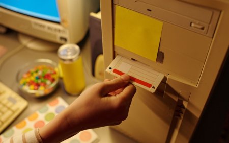 That an app 'Fits on a Floppy' is still a useful measure in 2026