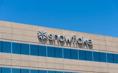 Snowflake (SNOW) Stock: Analysts Predict 13.5% Post-Earnings Swing This Week