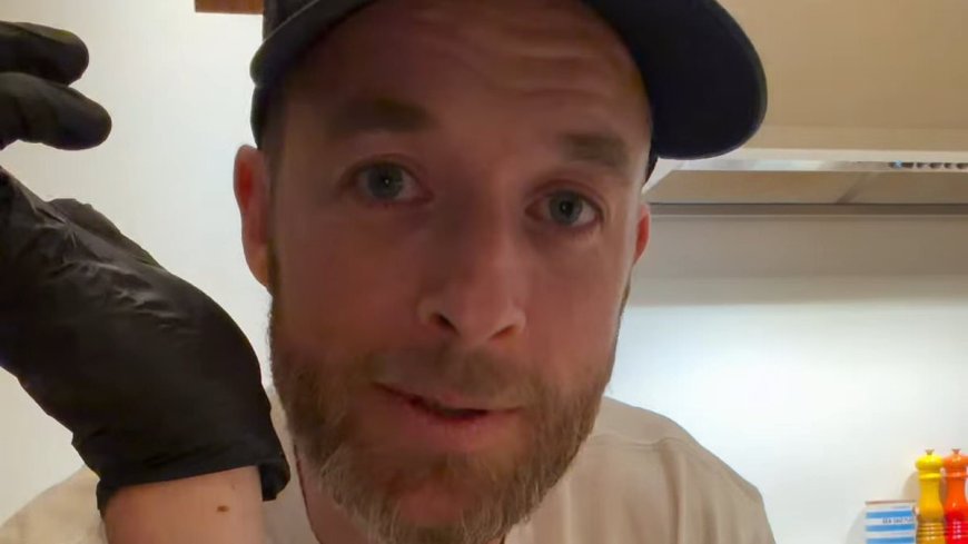 Doting dad Hamish Blake 'pulls an all-nighter' to bake an elaborate One Piece-themed birthday cake for his son