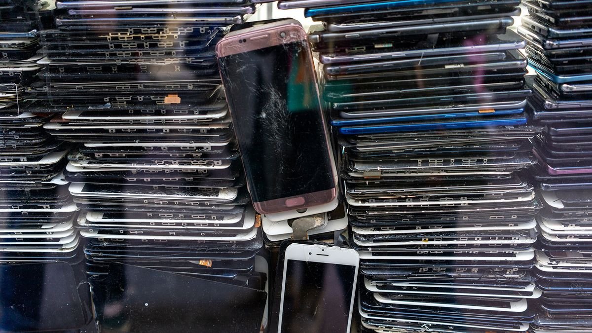 Researchers recycle old phones and cluster them into ‘computing platforms’ — says processors on modern smartphones deliver higher single-core performance than comparable multicore servers