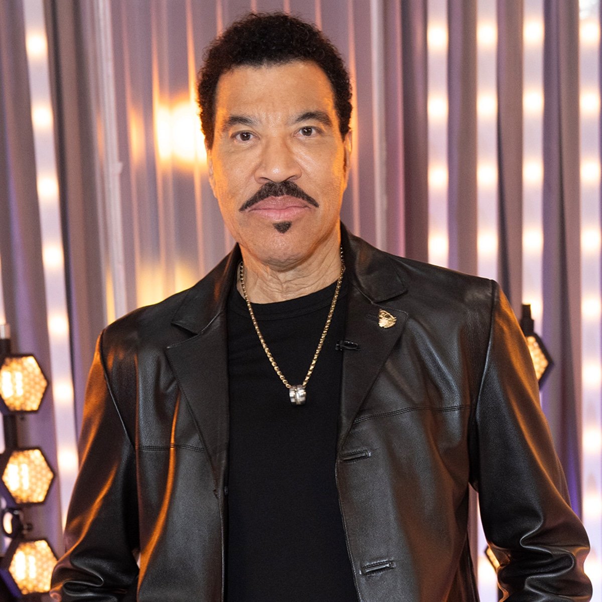 Lionel Richie Cancels Concert Mid-Show After Feeling Dizzy