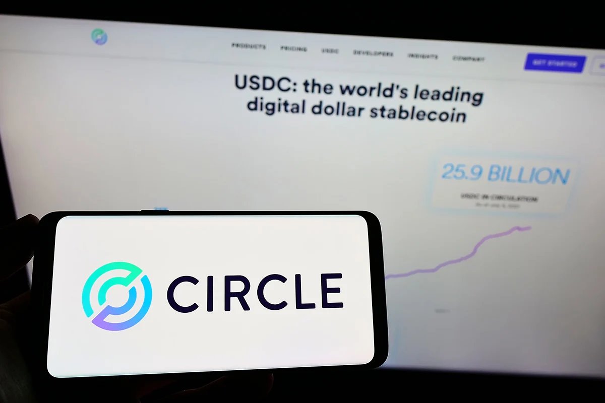 Circle (CRCL) Stock Gains as Arc Privacy Brings Confidential Contracts to Institutional Finance