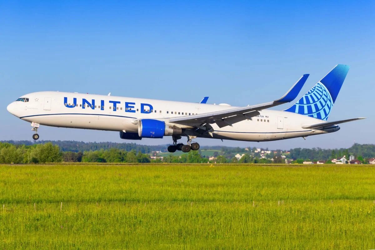 Why Your Airline Ticket Prices Haven’t Dropped Despite Cheaper Jet Fuel