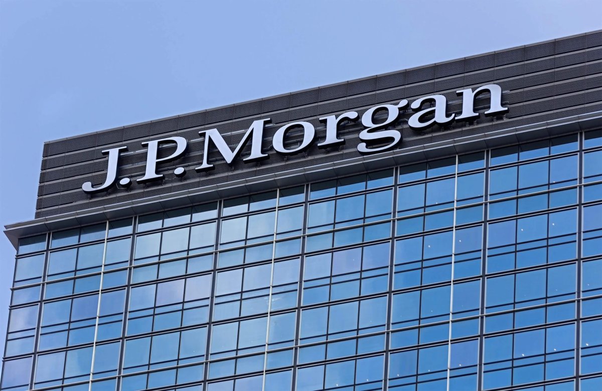 Ripple CEO Slams JPMorgan’s Dimon Over CLARITY Act Crypto Claims
