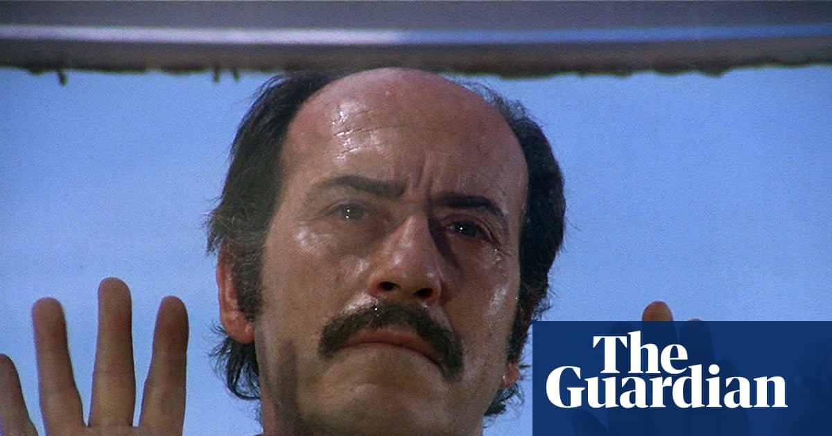 La Cabina/El Televisor review – horror and anxiety on the air and down the line in Franco’s Spain