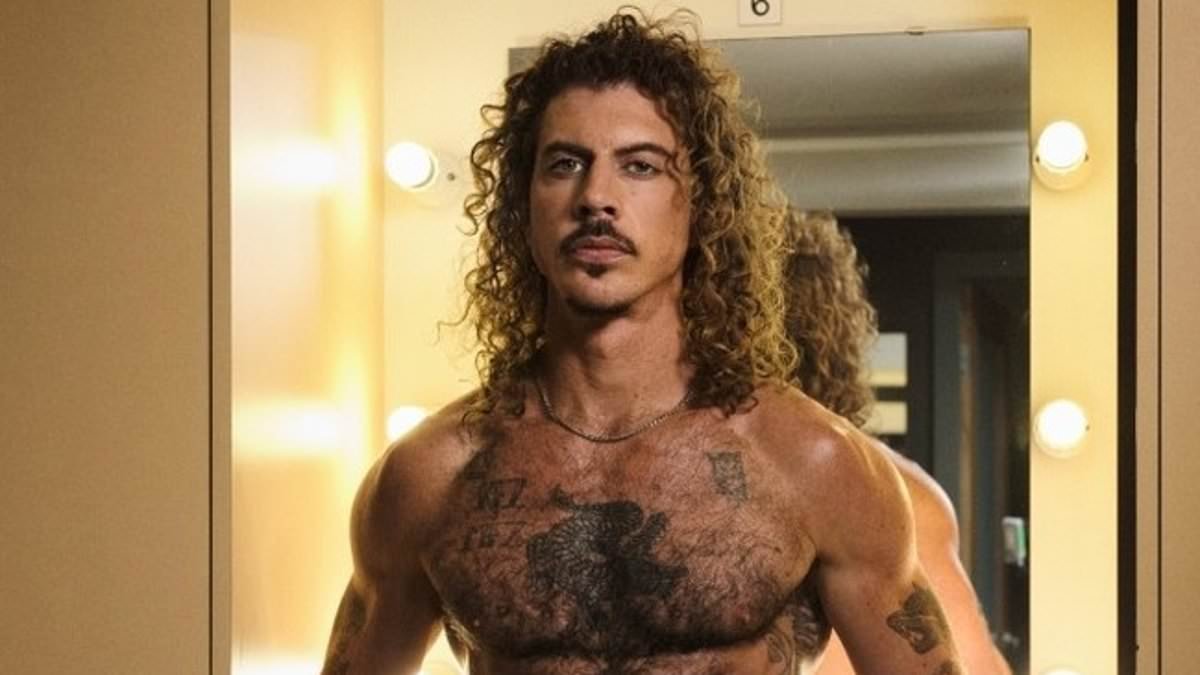 Bonds sparks boycott calls after hiring Abbie Chatfield's boyfriend Adam Hyde as face of iconic underwear campaign: 'How did we go from Robert Irwin to this?'