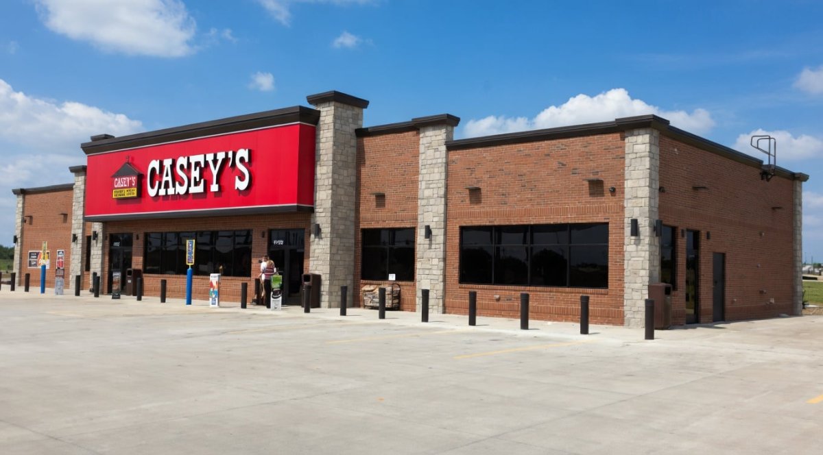 Casey’s General Stores (CASY) Stock Soars 15% on Exceptional Fourth Quarter Results