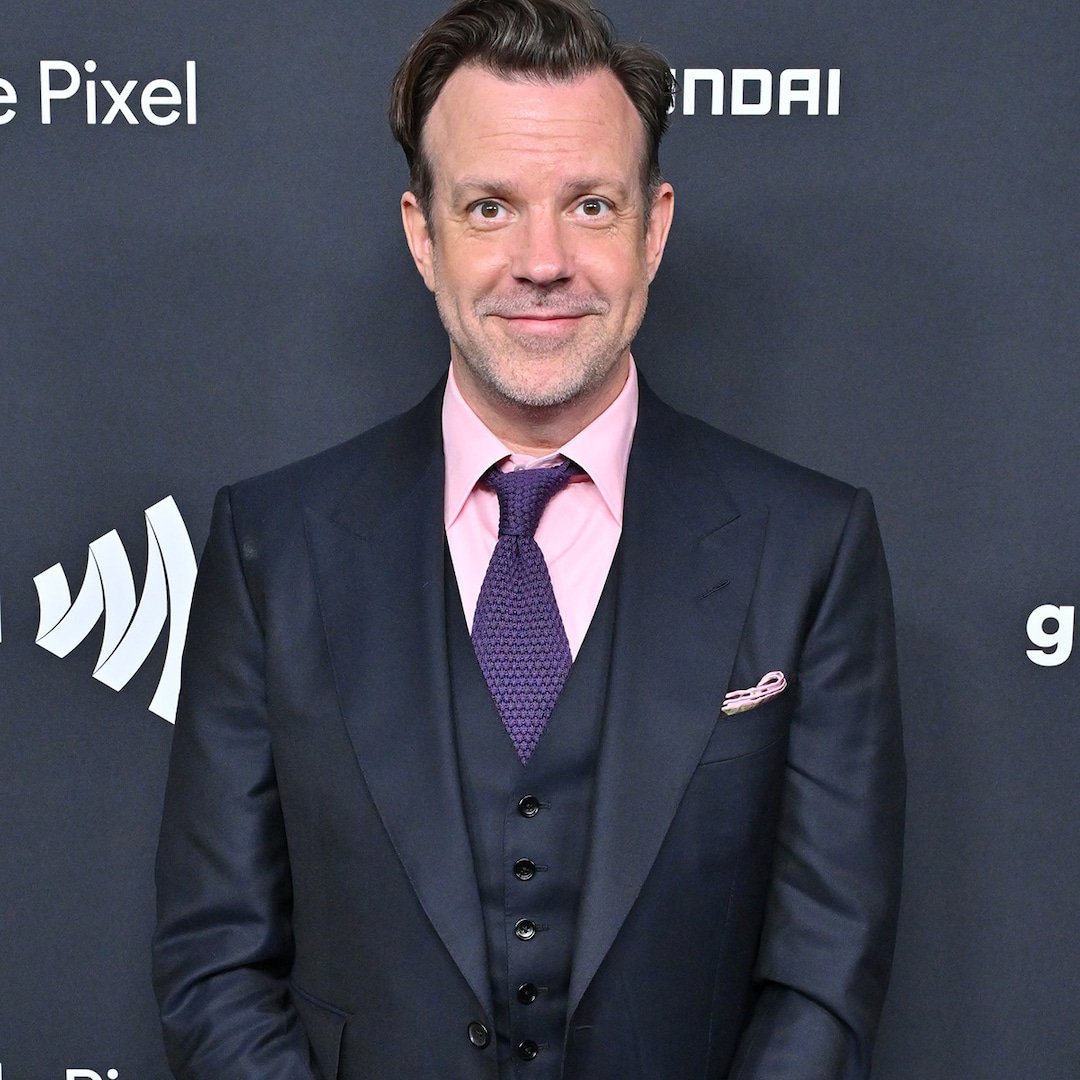 Jason Sudeikis Says Dating Too Many People Is “Daunting"