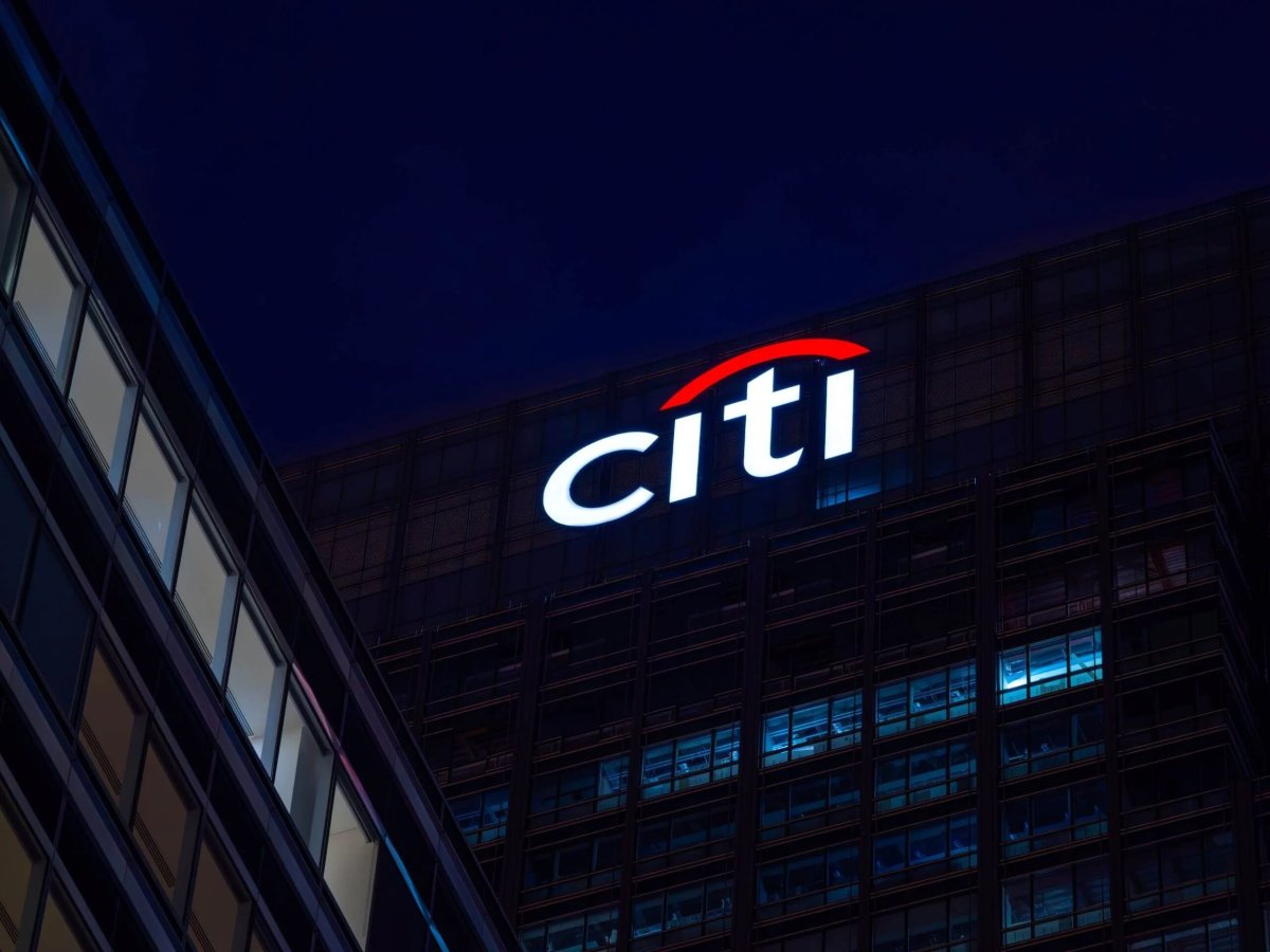 Citi Warns: Nasdaq Could Face Deeper Losses as 80% of Longs Are Underwater