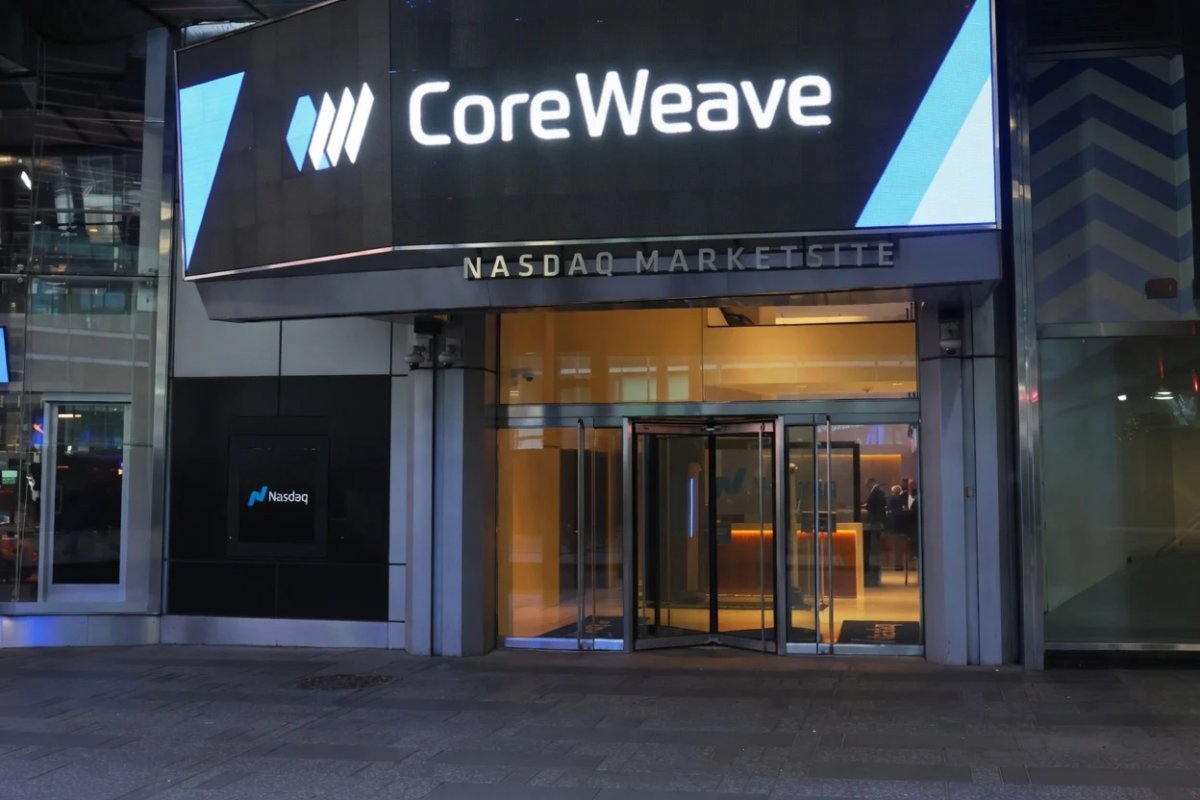 CoreWeave (CRWV) Stock: CSO Unloads $7.45M Ahead of Nasdaq-100 Entry