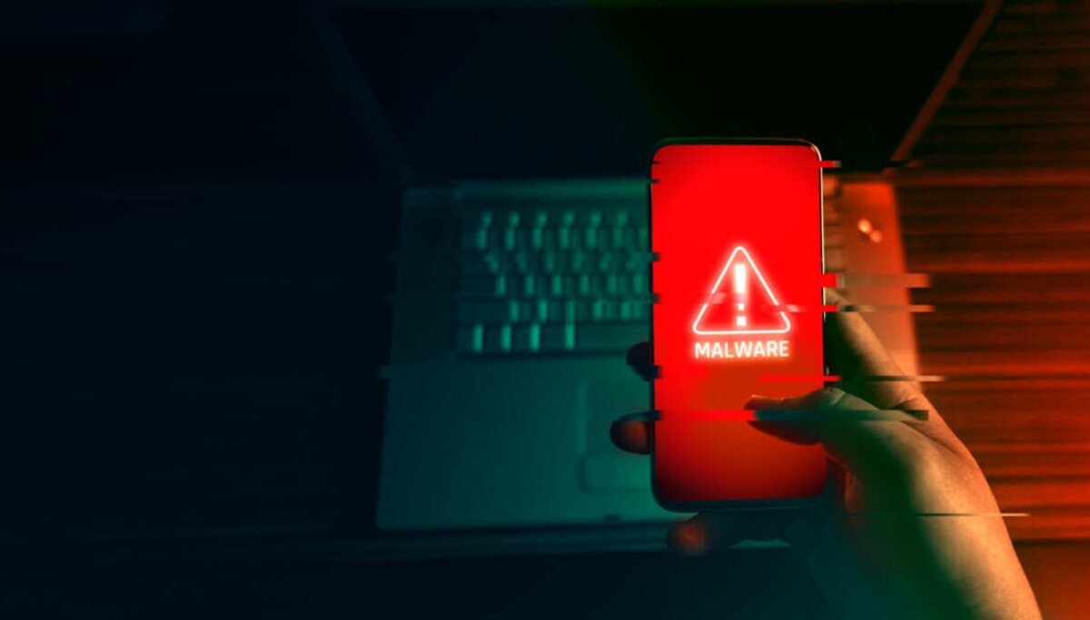 Russian spy agency says foreign spies turned officials' smartphones into surveillance devices