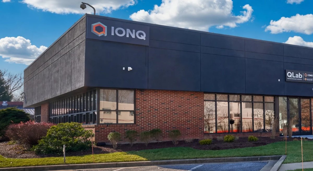 IonQ (IONQ) Stock Rises on Quantum Computing Breakthrough and 754% Revenue Growth