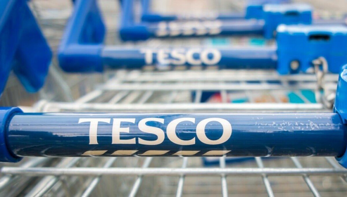 Tesco is sprinting to quit VMware and Broadcom despite rapid migration risks