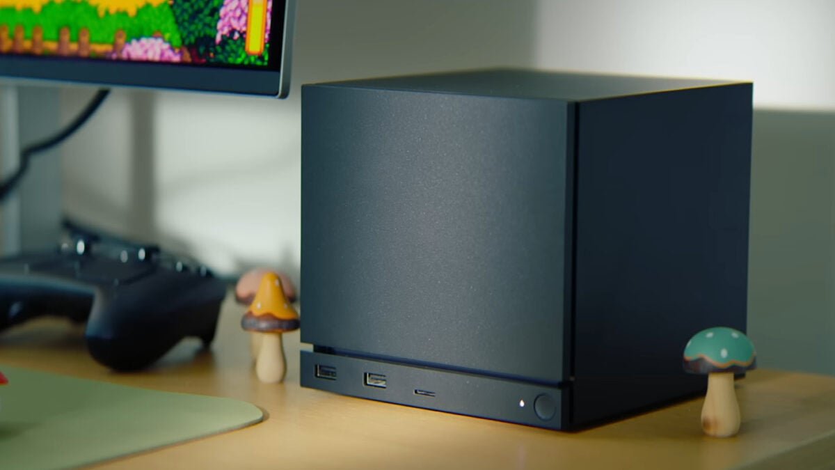Valve Pinkie Promises the Steam Machine Will Be Here This Summer