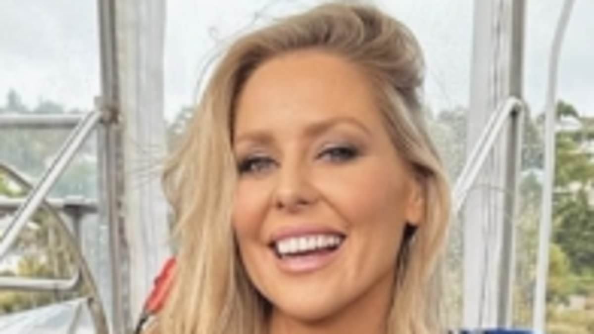 Hi-5 star secures record $2.5 million for stunning Sydney apartment despite sharing fears that property market was 'plummeting'