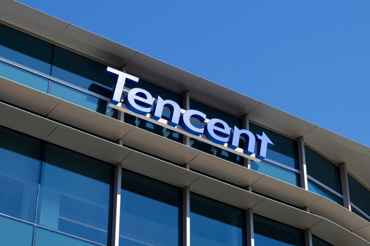 Tencent (TCTZF) Rolls Out AI Assistant Xiaowei for WeChat Users in Limited Trial