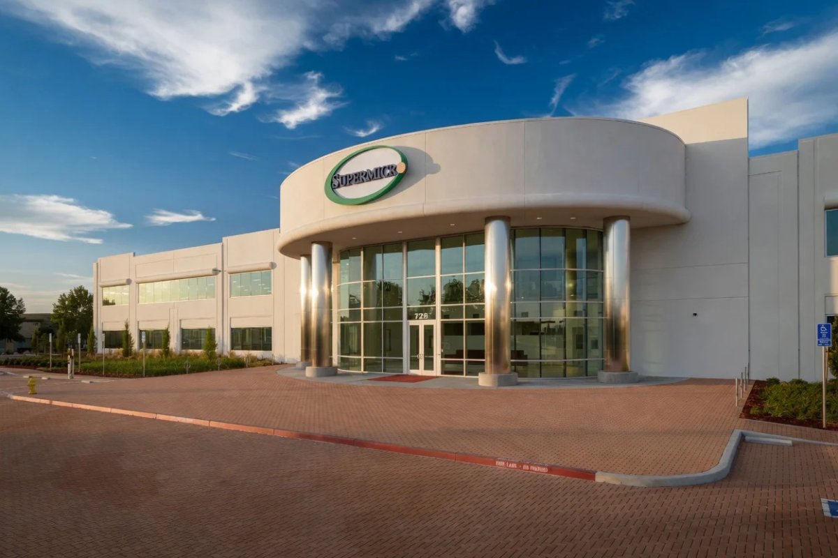 Super Micro Computer (SMCI) Stock Plunges 9% on $7B Capital Raise Announcement