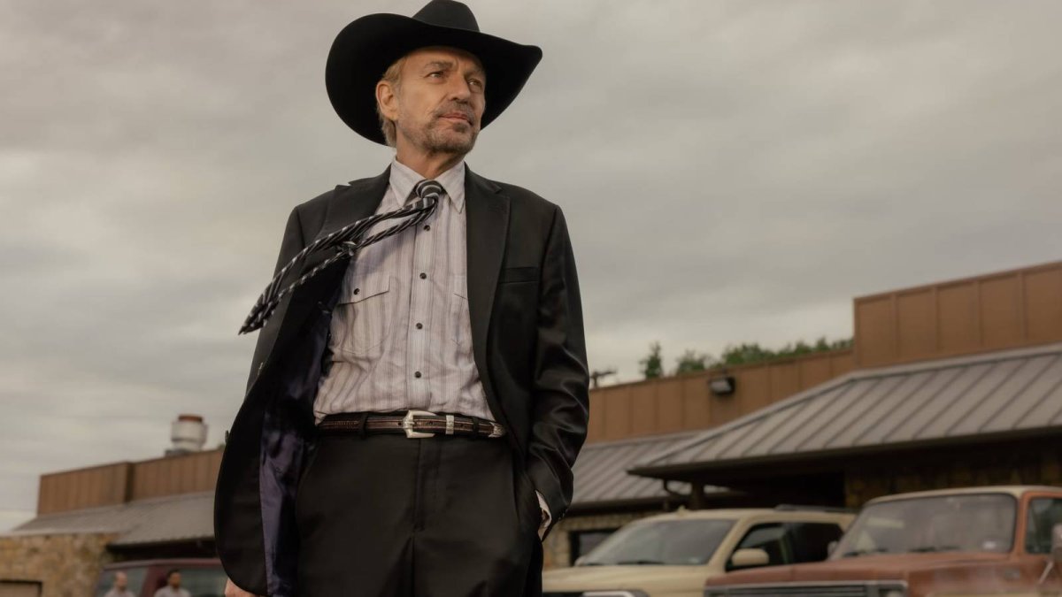 Landman Creator Sets New American Revolution Spy Thriller Adaptation