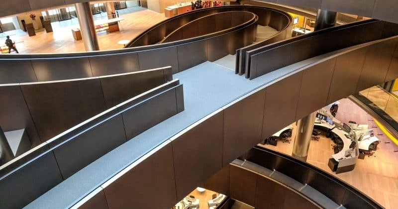 Bloomberg US Leveraged Loan Index sees prices fall in 10 of 12 sessions as software sector implodes