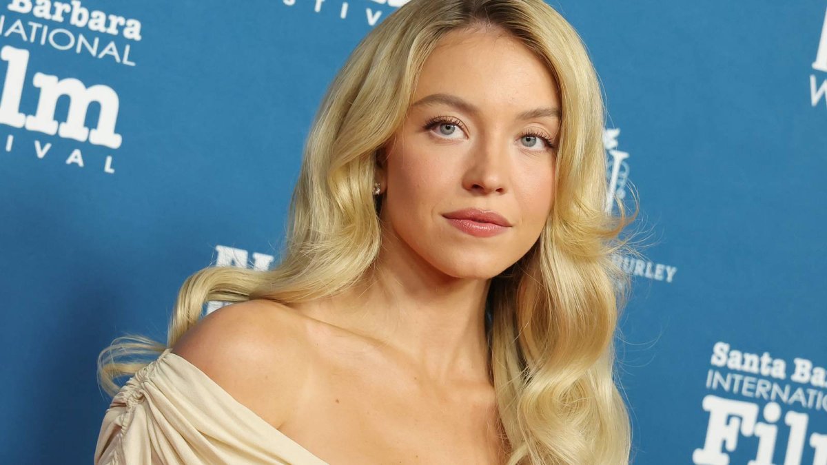 Sydney Sweeney's Underrated Western Thriller Is Now A Streaming Hit On Hulu